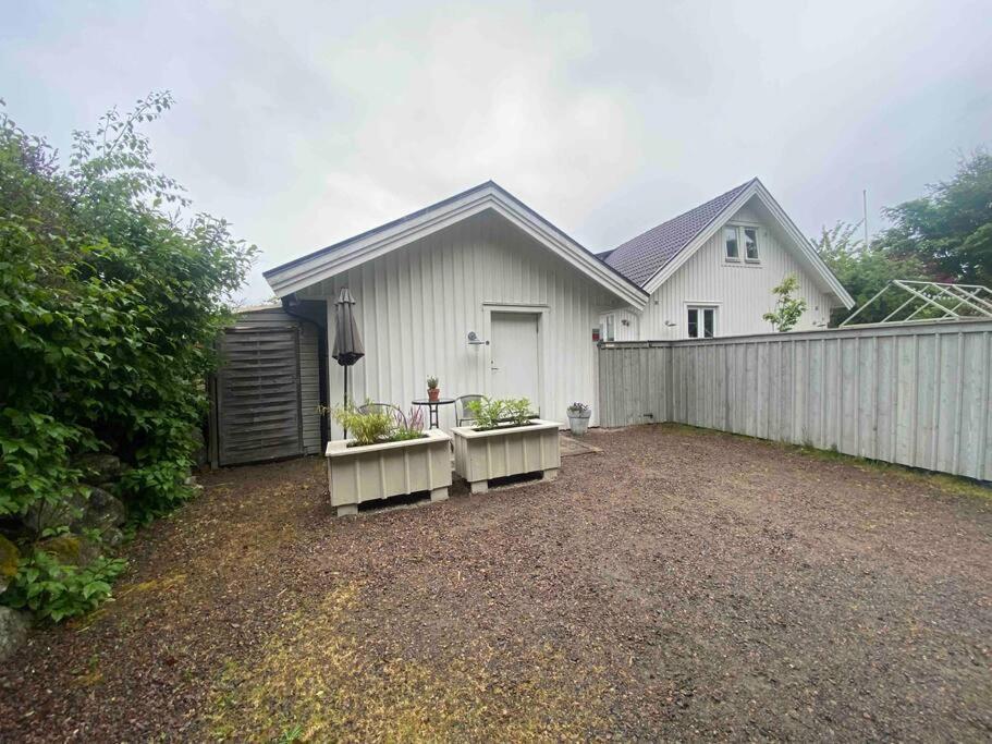 Cozy Cottage By The Sea South Of Varberg Traslovslage ภายนอก รูปภาพ
